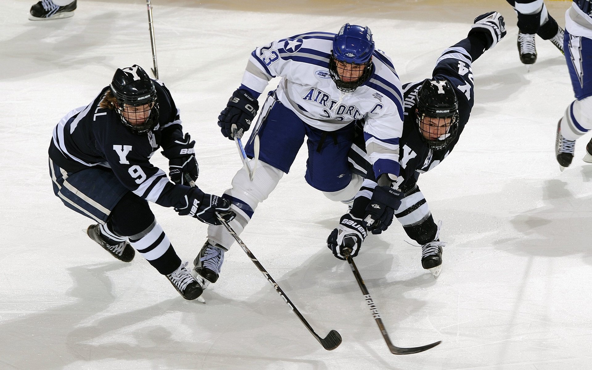 全国青少年乒乓球青年杯男神女神齐登场，2021全国青少年乒乓球